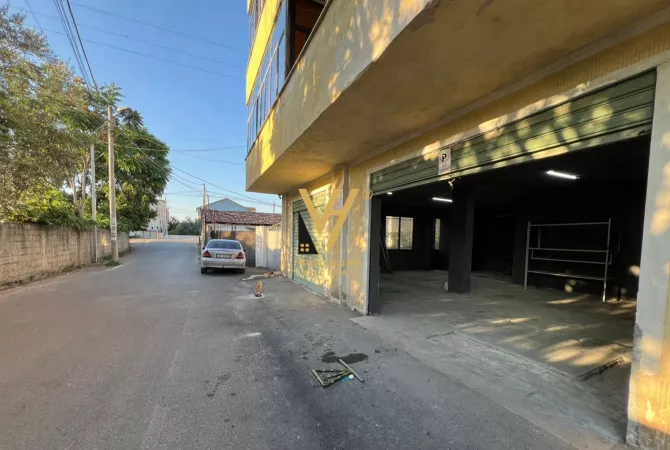 Business Property for Rent 4+1 in Tirana - 900 Euro