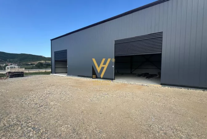 Business Property for Rent 4+1 in Tirana - 700 Euro