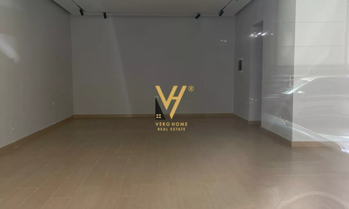 JEPET DYQAN 250 M2 ME QIRA NE SELITE 400.000 LEKE