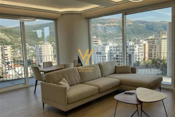 Appartamento in vendita a Valona 2+1, Arredato