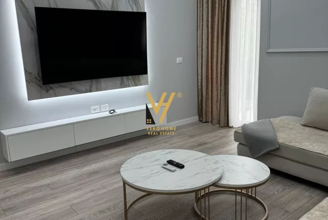 Appartamento in vendita a Valona 2+1, Arredato