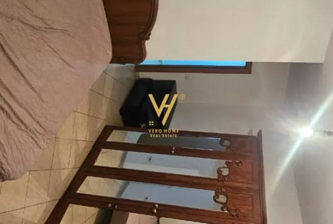 Shtepi ne shitje Apartament ne Tirane, 1+1, Mobilimi E mobiluar, Pagesa 110,000  Euro.