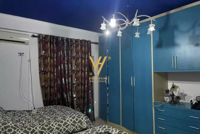 Shtepi ne shitje Apartament ne Tirane, 3+1, Mobilimi E mobiluar, Pagesa 228,000  Euro.