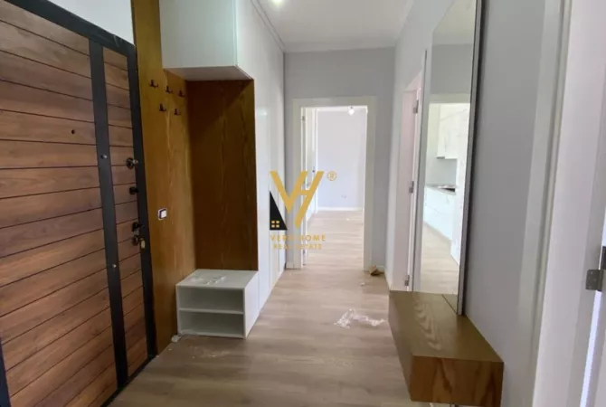 Business Property for Rent 3+1 in Tirana - 550 Euro