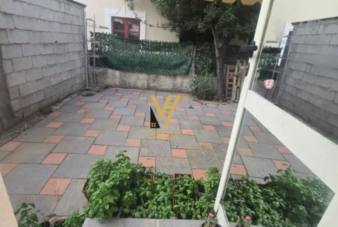 Business Property for Rent 3+1 in Tirana - 500 Euro