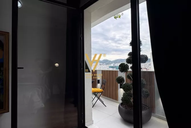 Shtepi ne shitje Apartament ne Tirane, 1+1, Mobilimi E mobiluar, Pagesa 205,000  Euro.