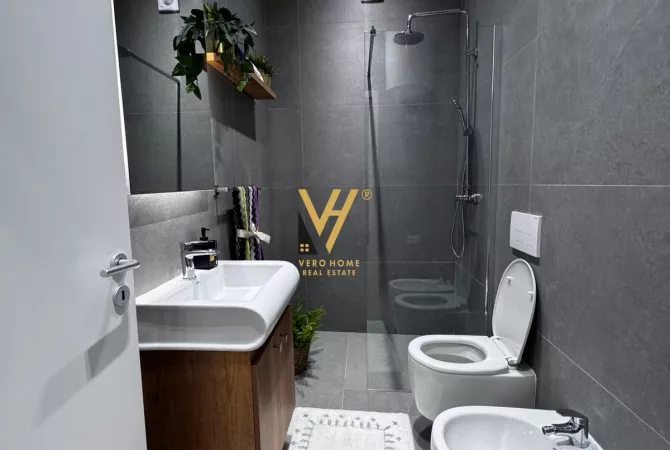 Shtepi ne shitje Apartament ne Tirane, 1+1, Mobilimi E mobiluar, Pagesa 205,000  Euro.