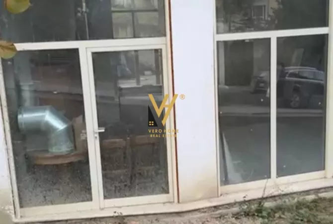Business Property in Sale 1+1 in Tirana - 229,200 Euro