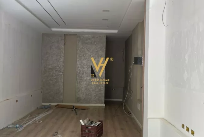 Business Property for Rent 1+1 in Tirana - 600 Euro