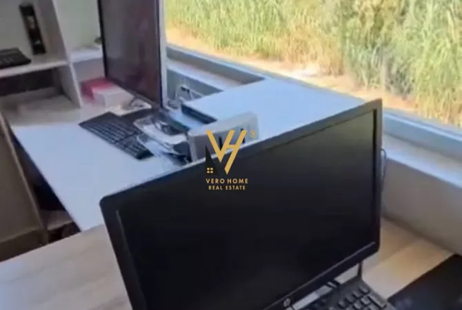 Business Property for Rent 4+1 in Tirana - 500 Euro