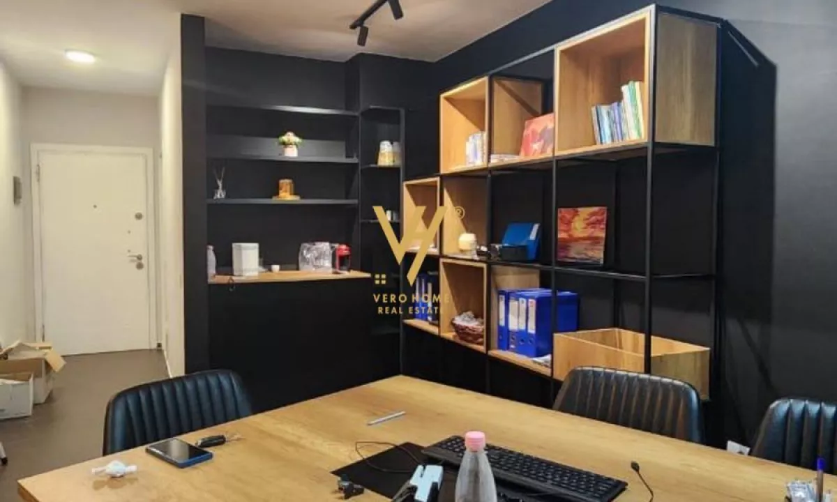 JEPET ZYRE 85 M2 ME QERA RRUGA E KOSOVARVE 850 EURO