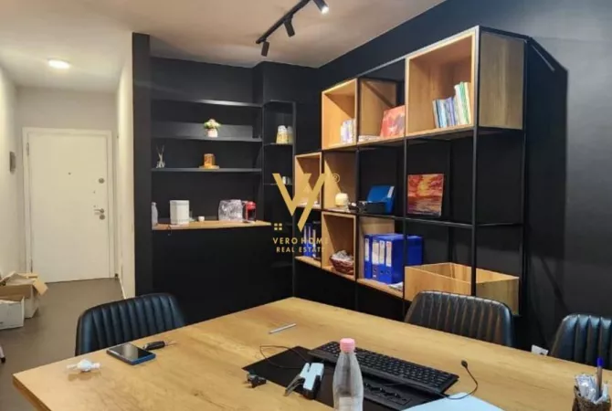 Business Property for Rent 3+1 in Tirana - 850 Euro