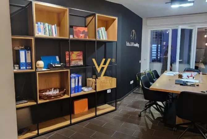 Business Property for Rent 3+1 in Tirana - 850 Euro