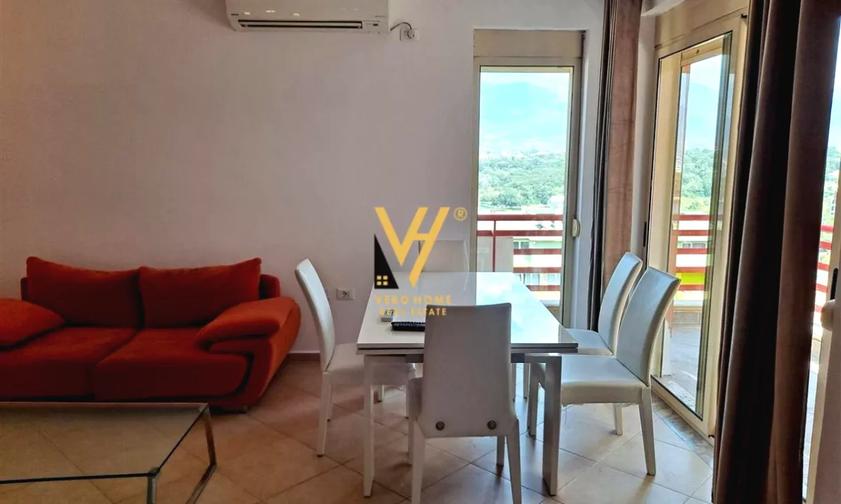 Shtepi ne shitje Apartament ne Tirane, 2+1, Mobilimi E mobiluar, Pagesa 275,000  Euro.
