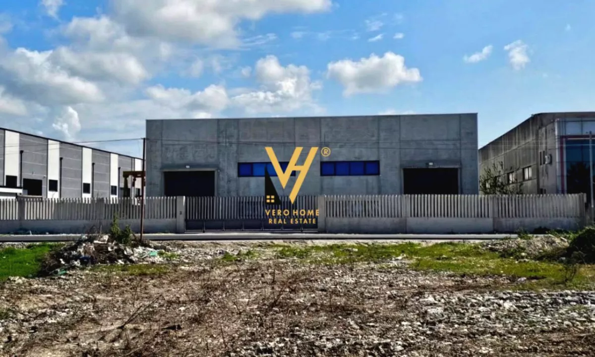 JEPET KAPANON 10.000 M2 ME QERA TE AUTOSTRADA TR- DR 10.500 EURO