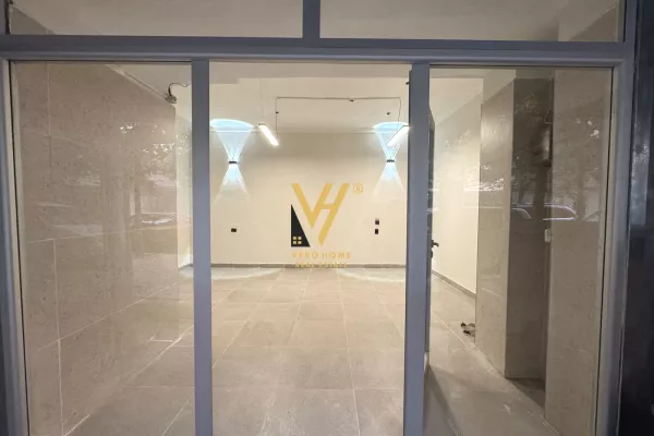 Business Property for Rent 1+1 in Tirana - 40,000 Leke