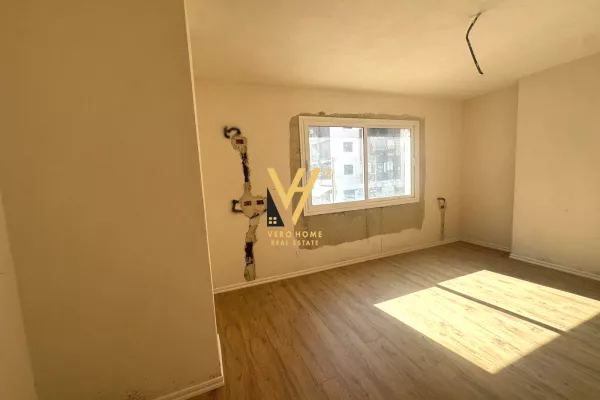 Business Property for Rent 3+1 in Tirana - 1,500 Euro