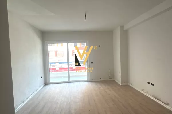 JEPET AMBIENT BIZNESI 260 M2 ME QERA NE YZBERISHT 1.500 EURO