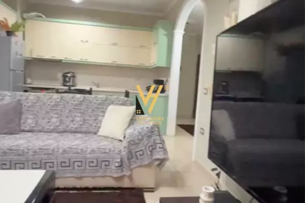 Shtepi ne shitje Apartament ne Tirane, 2+1, Mobilimi E mobiluar, Pagesa 135,000  Euro.