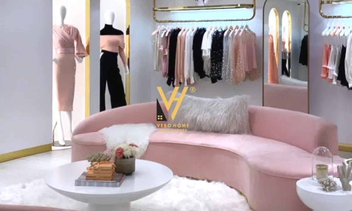 SHITET DYQAN 85 M2 TE BLLOKU, PRANE LSI 850.000 EURO