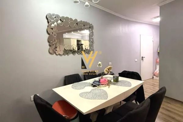 Shtepi ne shitje Apartament ne Tirane, 1+1, Mobilimi E mobiluar, Pagesa 170,000  Euro.