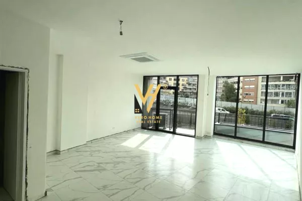 Business Property for Rent 3+1 in Tirana - 1,000 Euro