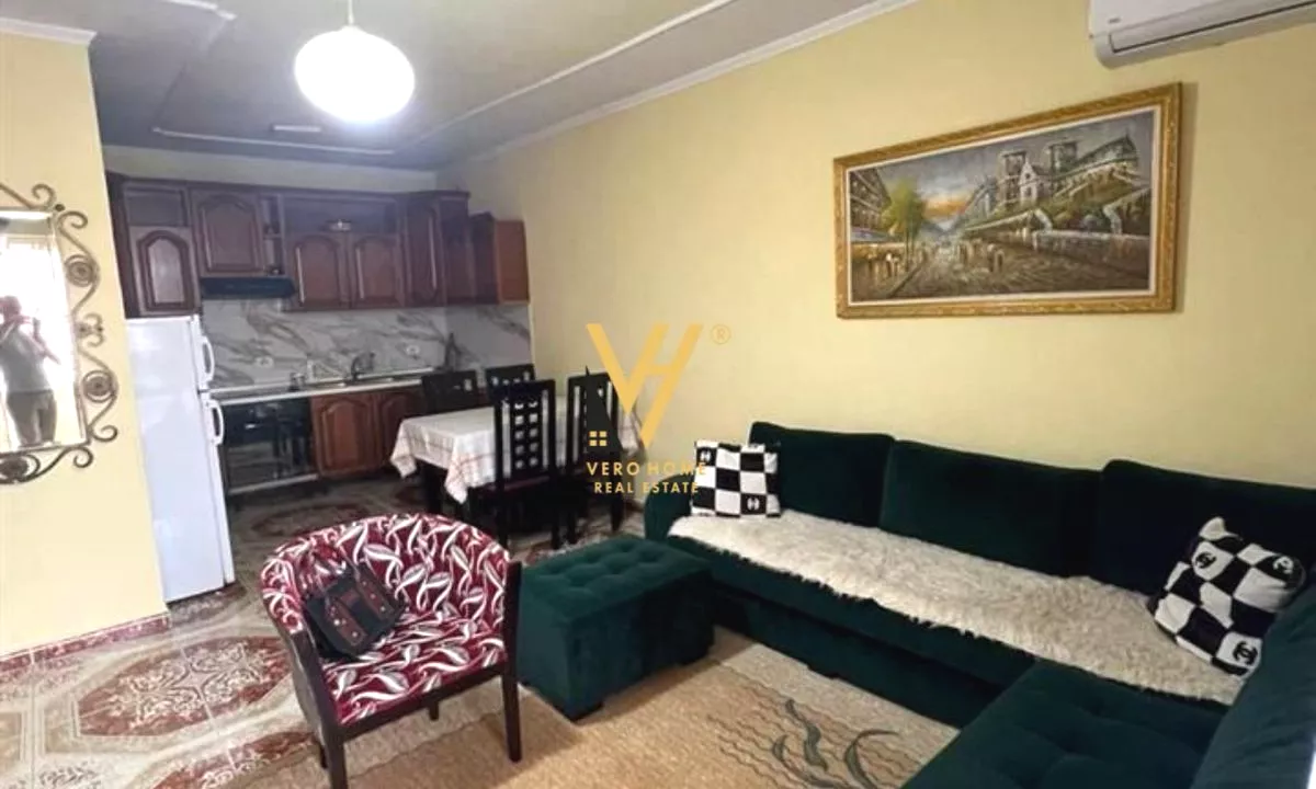 Shtepi ne shitje Apartament ne Tirane, 2+1, Mobilimi E mobiluar, Pagesa 170,000  Euro.