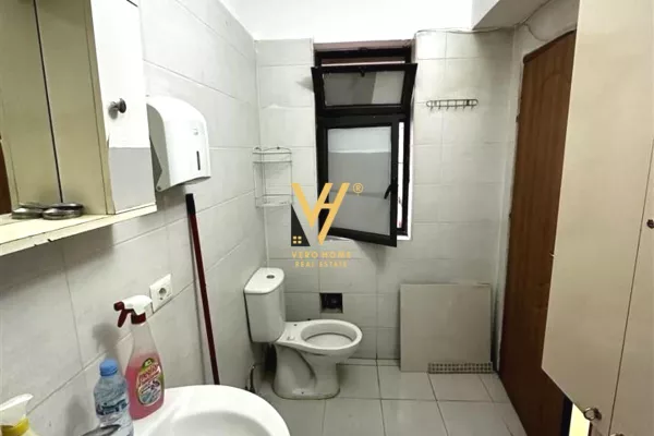 Business Property for Rent 1+1 in Tirana - 500 Euro