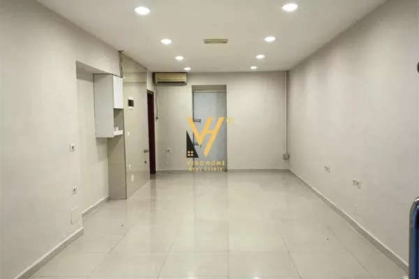 Business Property for Rent 1+1 in Tirana - 500 Euro