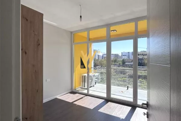 Business Property for Rent 3+1 in Tirana - 650 Euro