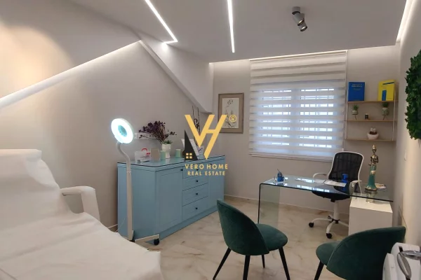 Business Property for Rent 1+1 in Tirana - 2,500 Euro