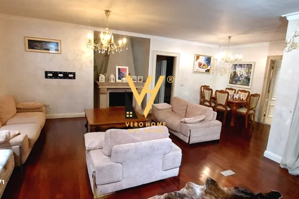 Shtepi ne shitje 3+1 ne Tirane - 620,000 Euro