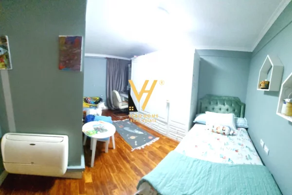 Shtepi ne shitje Apartament ne Tirane, 3+1, Mobilimi E mobiluar, Pagesa 620,000  Euro.