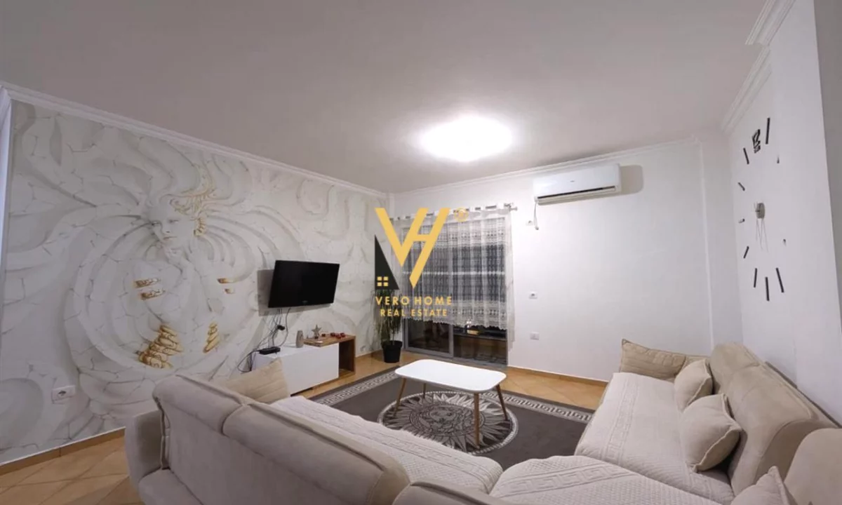 Shtepi me qera Apartament ne Tirane, 2+1, Mobilimi E mobiluar, Pagesa 450  Euro.