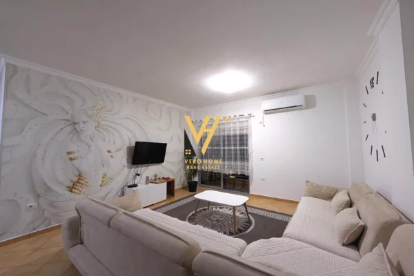JEPET APARTAMENT 2+1+BLK ME QERA TE FRESKU 450 EURO