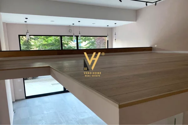 JEPET ZYRE 100 M2 DUBLEX ME QERA TE BIRRA TIRANA 1.200 EURO