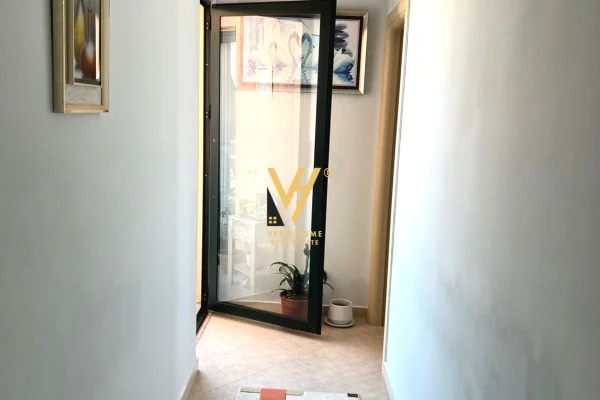 Shtepi ne shitje Apartament ne Tirane, 2+1, Mobilimi E mobiluar, Pagesa 135,000  Euro.