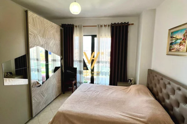 Shtepi ne shitje Apartament ne Tirane, 2+1, Mobilimi E mobiluar, Pagesa 135,000  Euro.