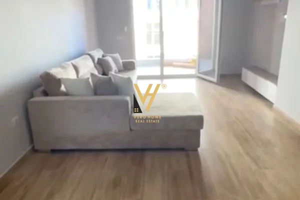 Shtepi ne shitje 2+1 ne Tirane - 125,000 Euro