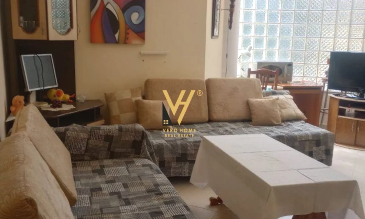 Shtepi me qera Apartament ne Durres, 1+1, Mobilimi E mobiluar, Pagesa 350  Euro.