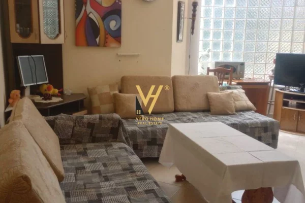 Shtepi me qera 1+1 ne Durres - 350 Euro