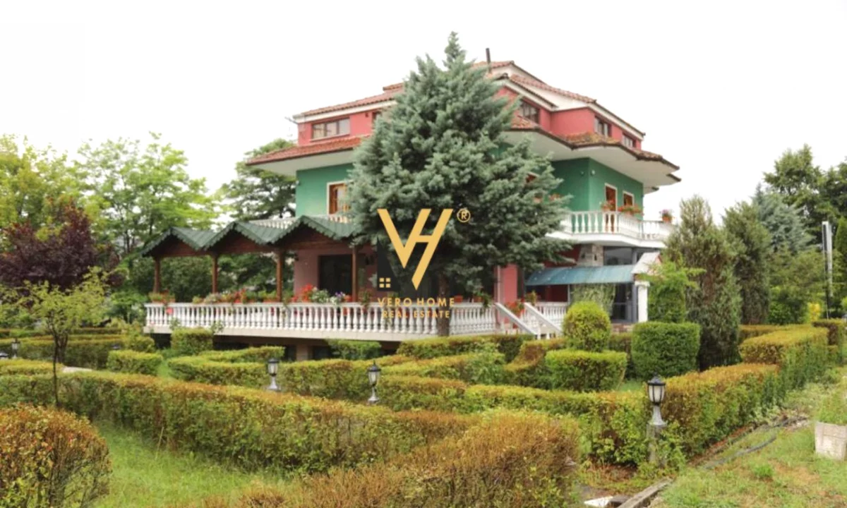 SHITET HOTEL 3 KATESH NE KORCE 500.000 EURO