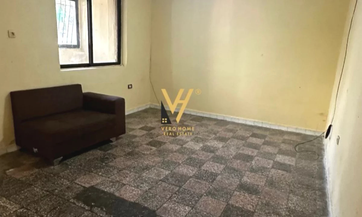 Shtepi ne shitje Apartament ne Tirane, 1+1, Mobilimi E mobiluar, Pagesa 118,000  Euro.