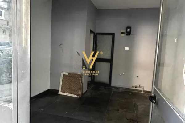 Shtepi ne shitje Apartament ne Tirane, 1+1, Mobilimi E mobiluar, Pagesa 118,000  Euro.