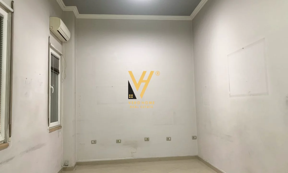 JEPET ZYRE 28 M2 ME QIRA TE ALI DEMI 40.000 LEKE