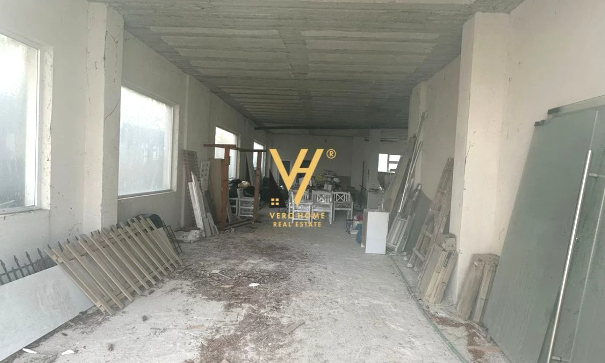 SHITET DYQAN 342 M2 TE PROFARMA 240.000 EURO