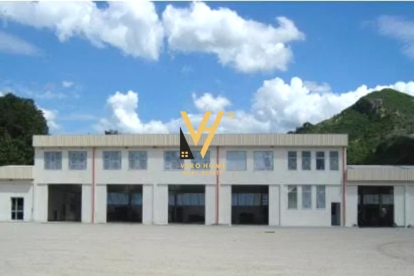 Business Property for Rent 4+1 in Tirana - 6,000 Euro