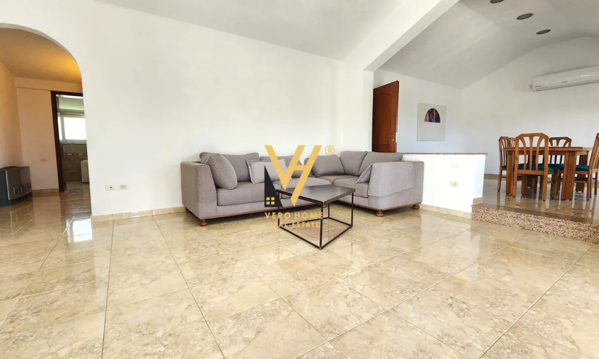 Shtepi ne shitje Apartament ne Tirane, 3+1, Mobilimi Pjeserisht e mobiluar, Pagesa 666,000  Euro.