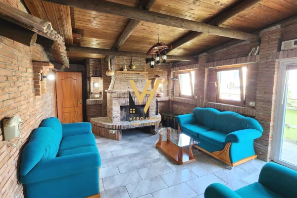 Shtepi ne shitje Apartament ne Tirane, 3+1, Mobilimi Pjeserisht e mobiluar, Pagesa 666,000  Euro.