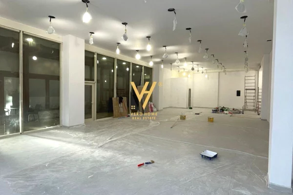 Business Property for Rent 1+1 in Tirana - 4,200 Euro